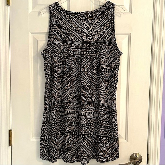 CUPIO Tunic Blouse High/low Sleeveless Button up front Pull over Large - Picture 8 of 9